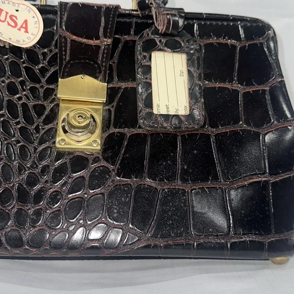 Flying Horse Doctor Elegant Crocodile Pattern Handbag - Picture 3 of 13